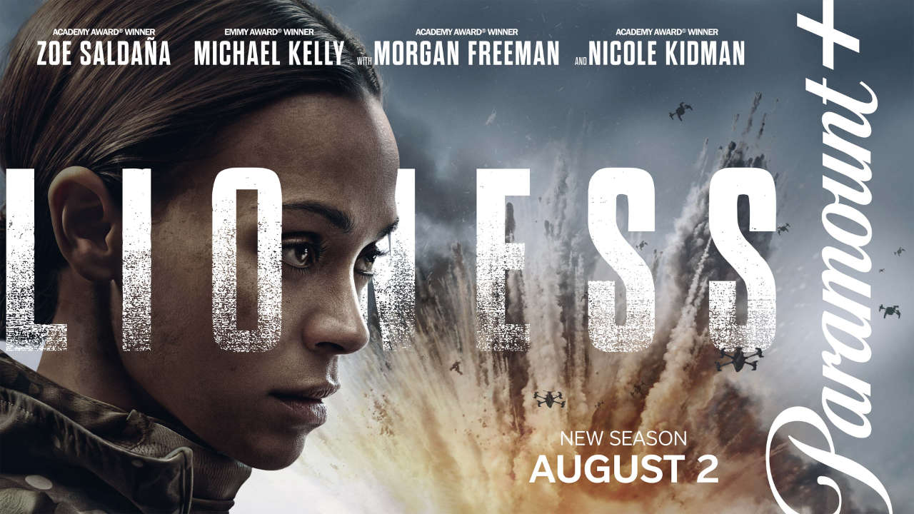 Key art de la saison 3 de Lioness avec Zoe Saldaña, sur fond d'explosion, Paramount+