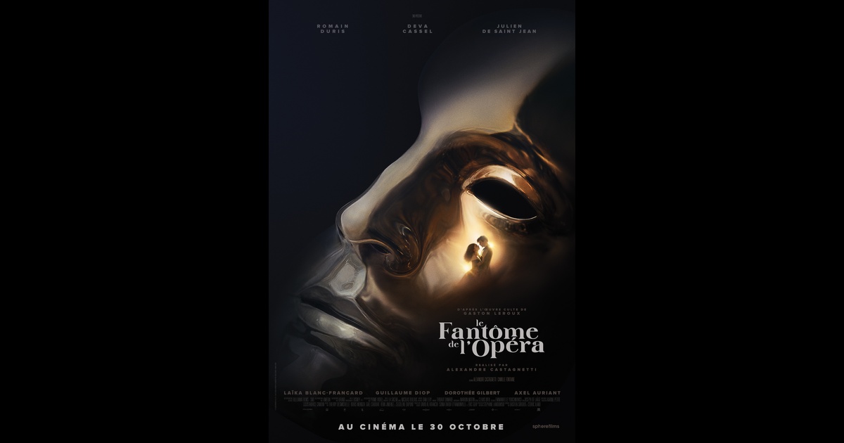Affiche officielle du film Le Fantôme de l'Opéra d'Alexandre Castagnetti (2026), masque doré du Fantôme